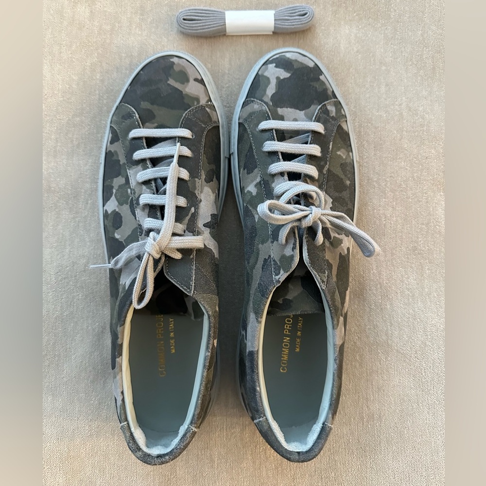 Men Common Projects Sneakers